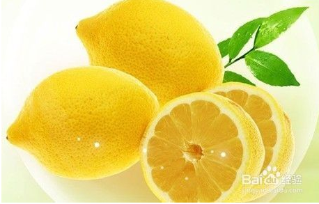 蜂蜜柠檬水怎么喝最能美白【石家庄美容学校】