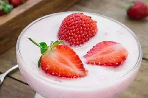 草莓酸奶祛痘