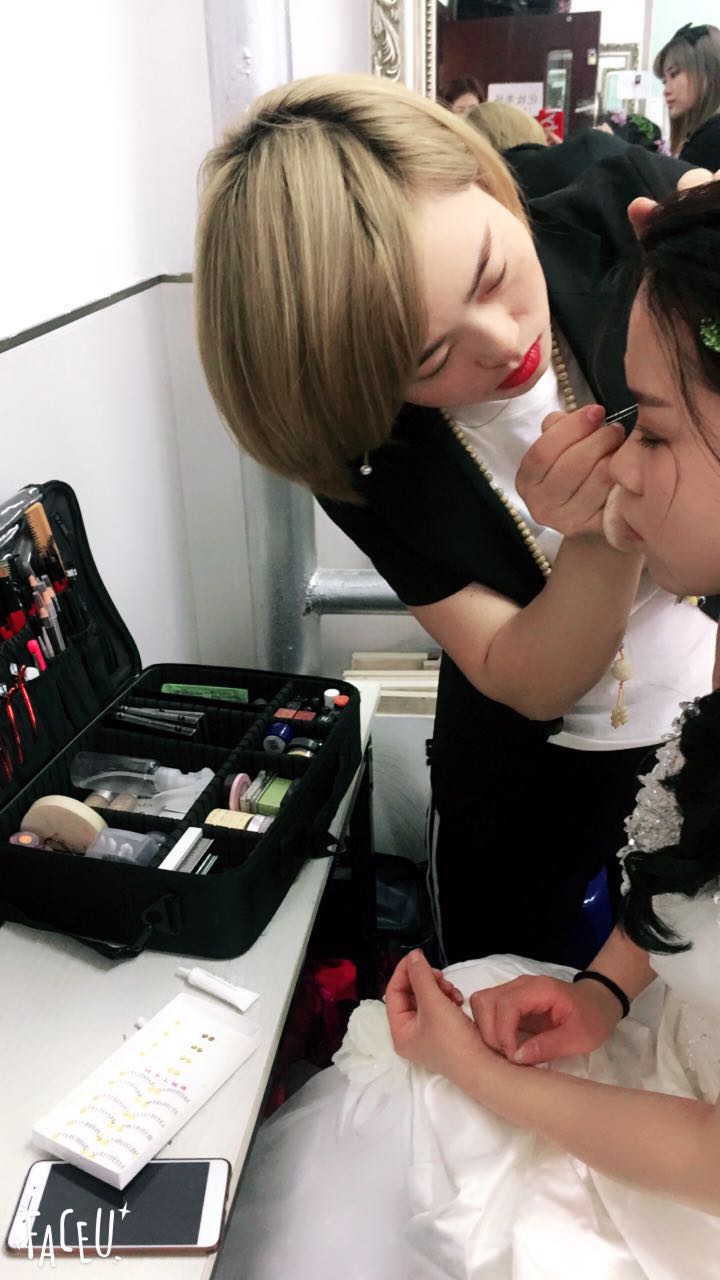 化妆师职业技能考试