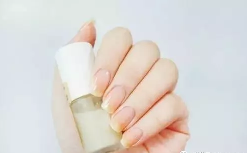 石家庄美甲学校_两款最具有圣诞气氛的圣诞美甲赶紧美起来
