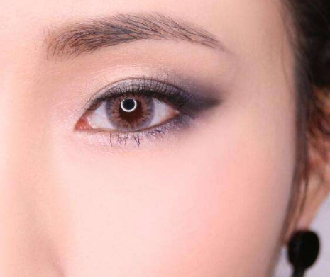 眼妆